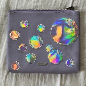 Studio DIY Bubble clutch